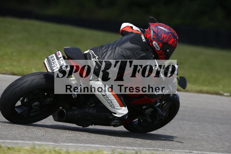 /Archiv-2024/29 12.06.2024 MOTO.CH Track Day ADR/Gruppe blau/59